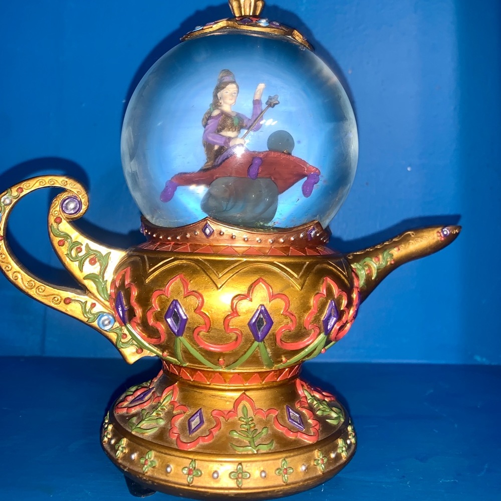 Jasmine from Aladdin Snow Globe